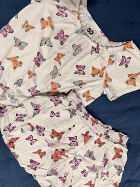 SO Kids White Butterfly Two Piece Skort Set